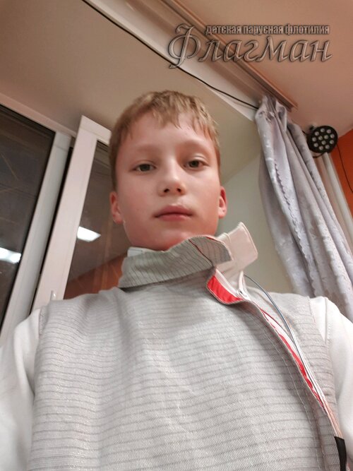 ce6c4a13.ID Photo.114832